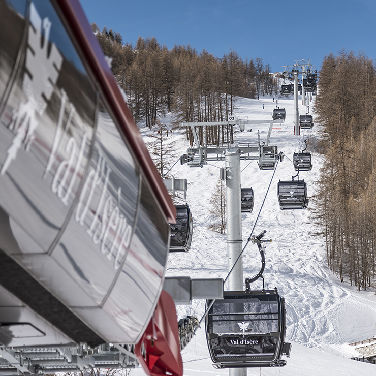 La Daille gondola lift, a premiere in France signedPOMA