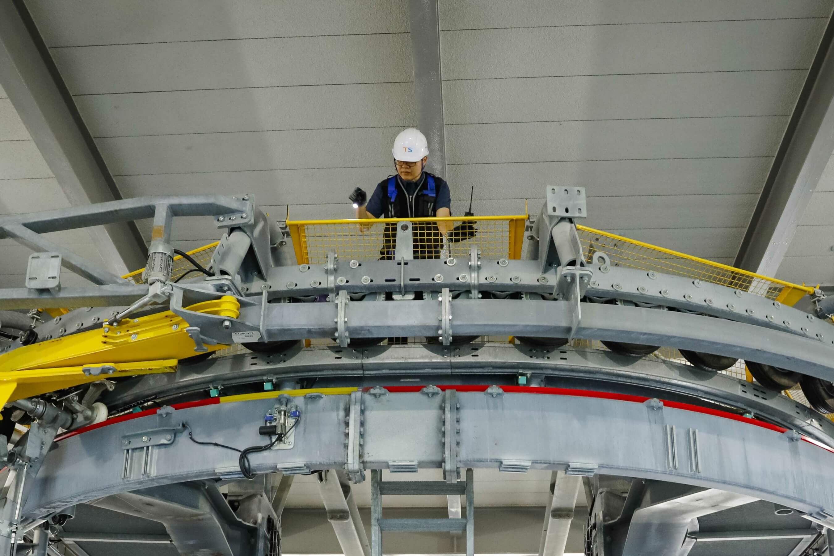Technology POMA • 80 years of development in ropeway solutions