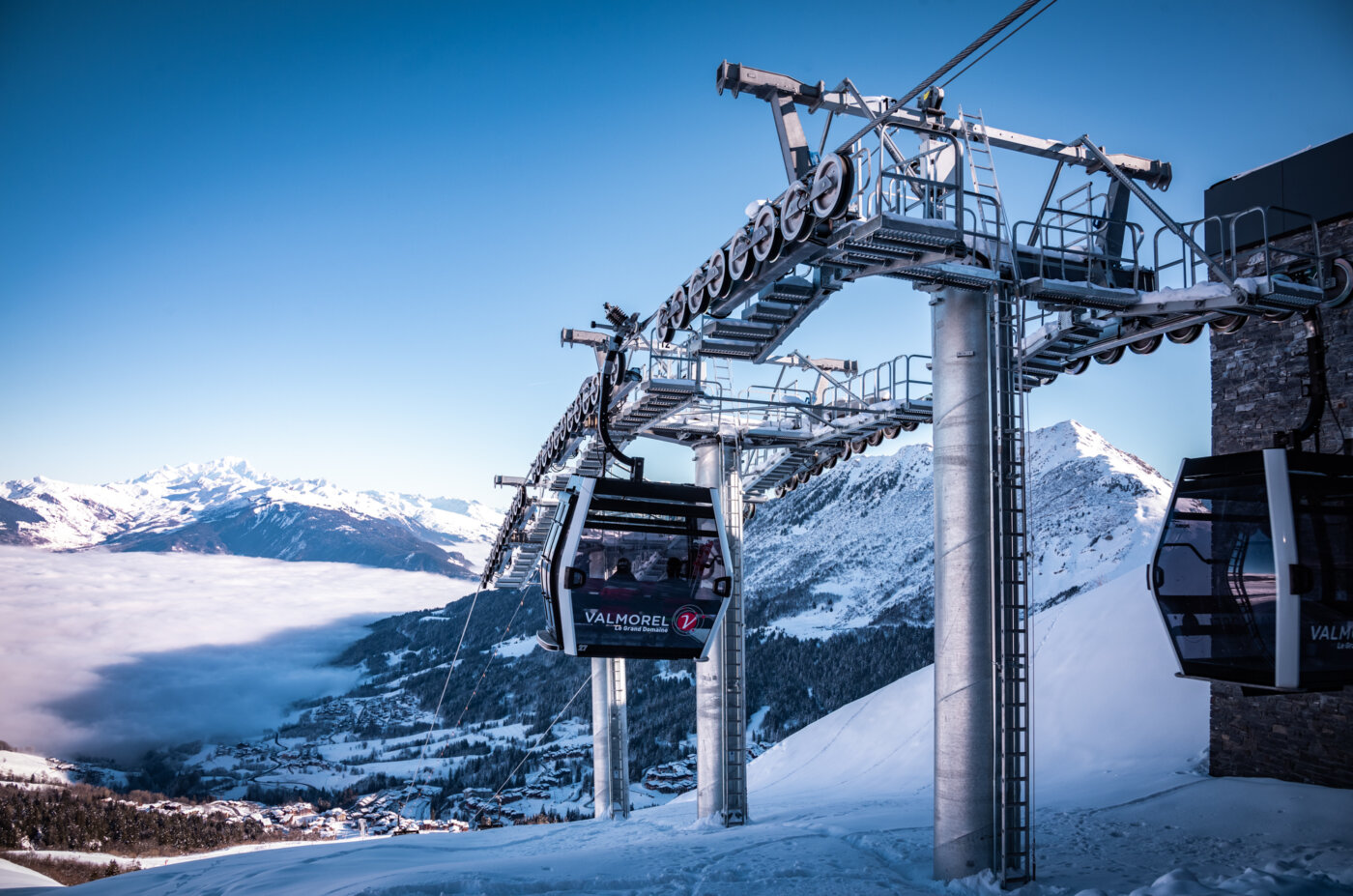 Prodains Express Avoriaz • 3S aerial ropeway - POMA